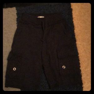 Mish boys black cargo sweat shorts size 6